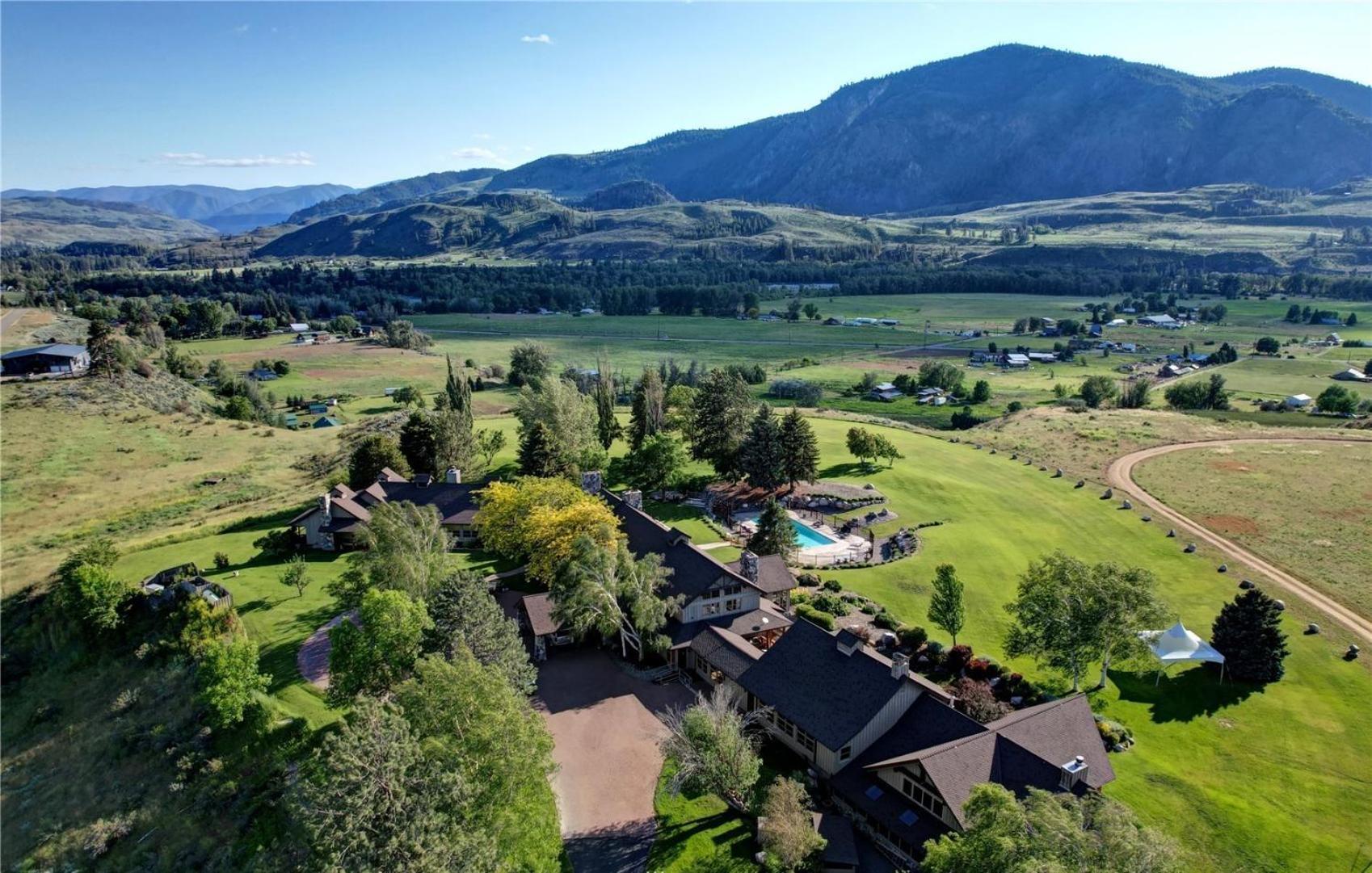 Casia Lodge And Ranch Twisp Exterior photo